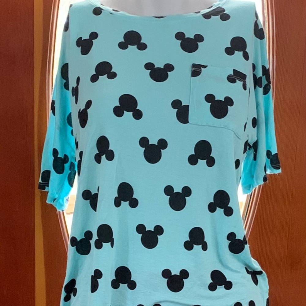 Xs Disney Mickey Mouse t-shirt